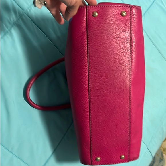 Michael Kors Vibrant Pink Tote Bag - Picture 3 of 13